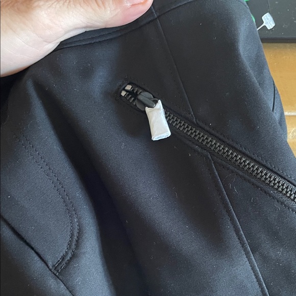 Club monaco judith black moto accent zip pocket Slim Pants- nwt - Picture 3 of 9